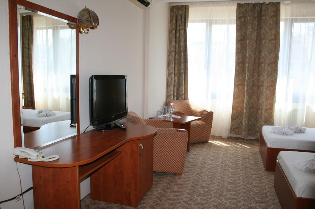 Hotel Nicol Plovdiv Exterior photo